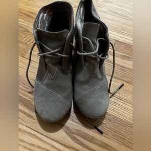 TOMS wedge booties!